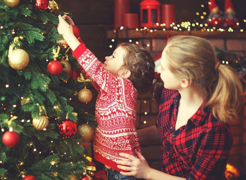 5ft Nordmann Fir Christmas Tree - Image 4